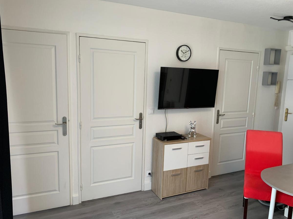 Ferienwohnung Charmant F1 Centre Mandelieu Avec Piscine Exterior foto