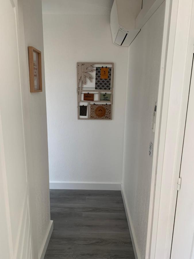 Ferienwohnung Charmant F1 Centre Mandelieu Avec Piscine Exterior foto