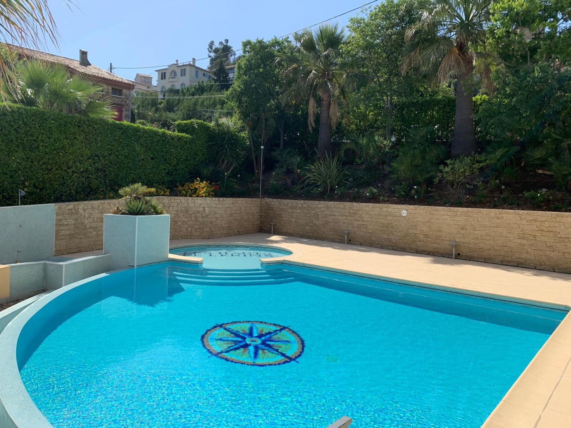 Ferienwohnung Charmant F1 Centre Mandelieu Avec Piscine Exterior foto
